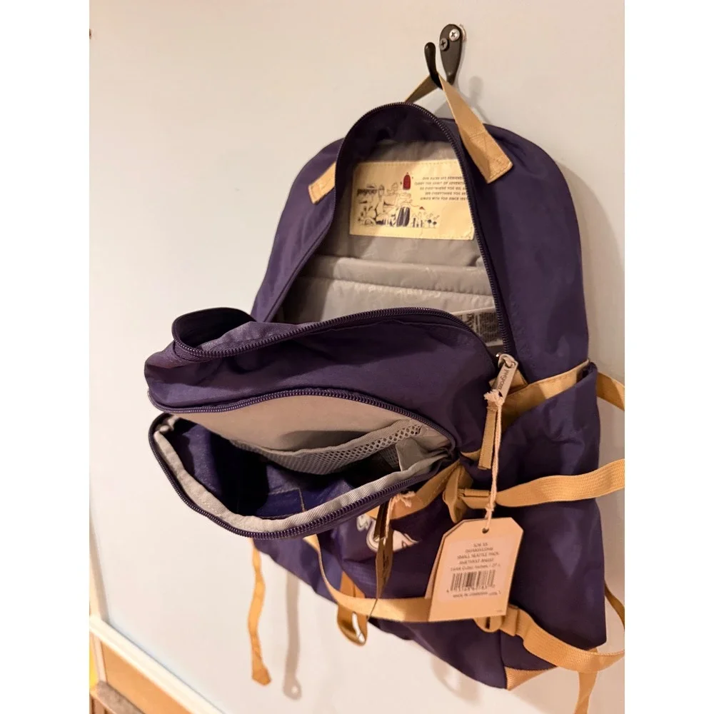 JanSport Seattle Pack Backpack Amethyst Purple Tan Laptop Sleeve JS0A4QUG NWT